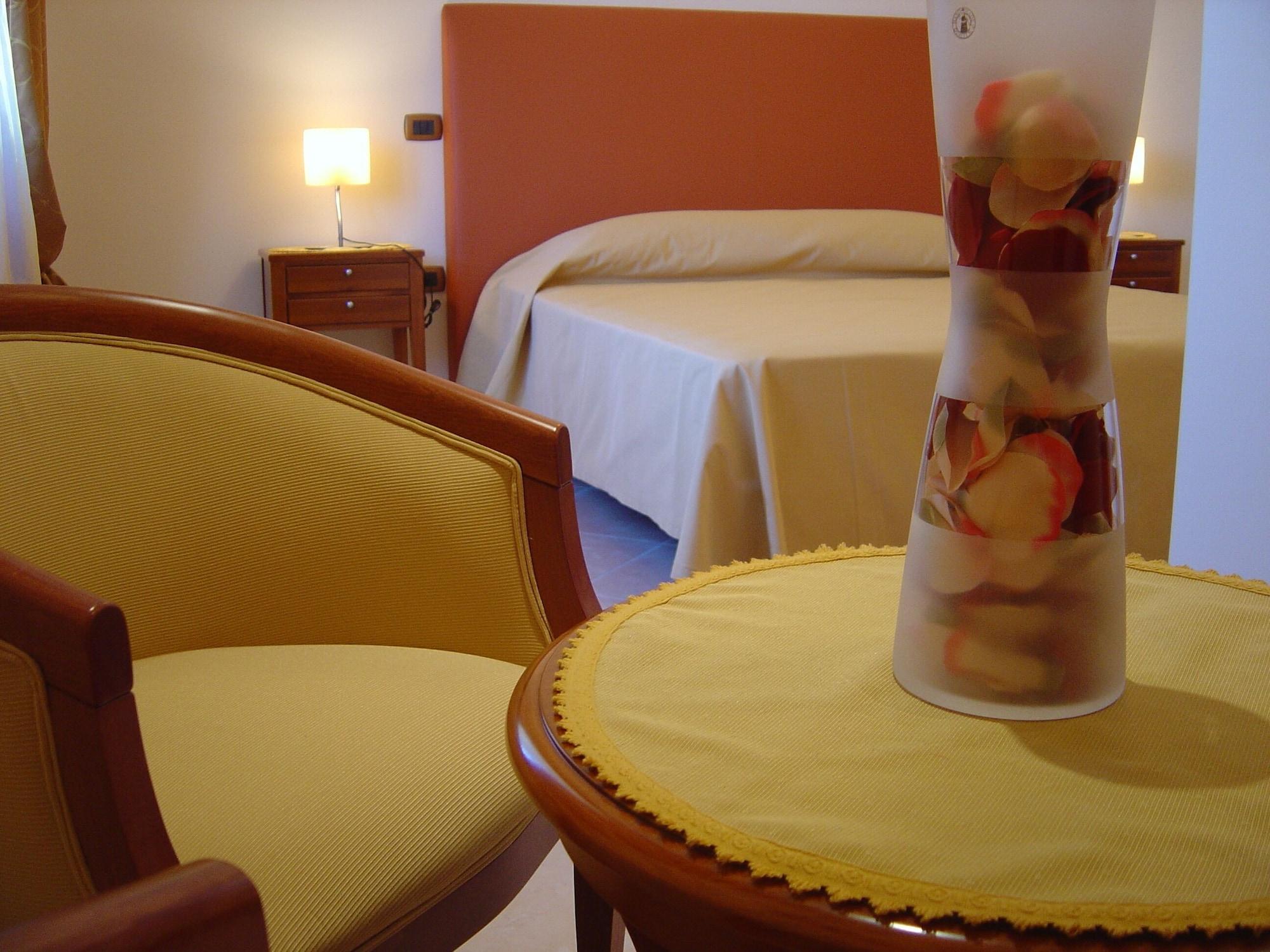 Ranch Palace Hotel Naples Luaran gambar
