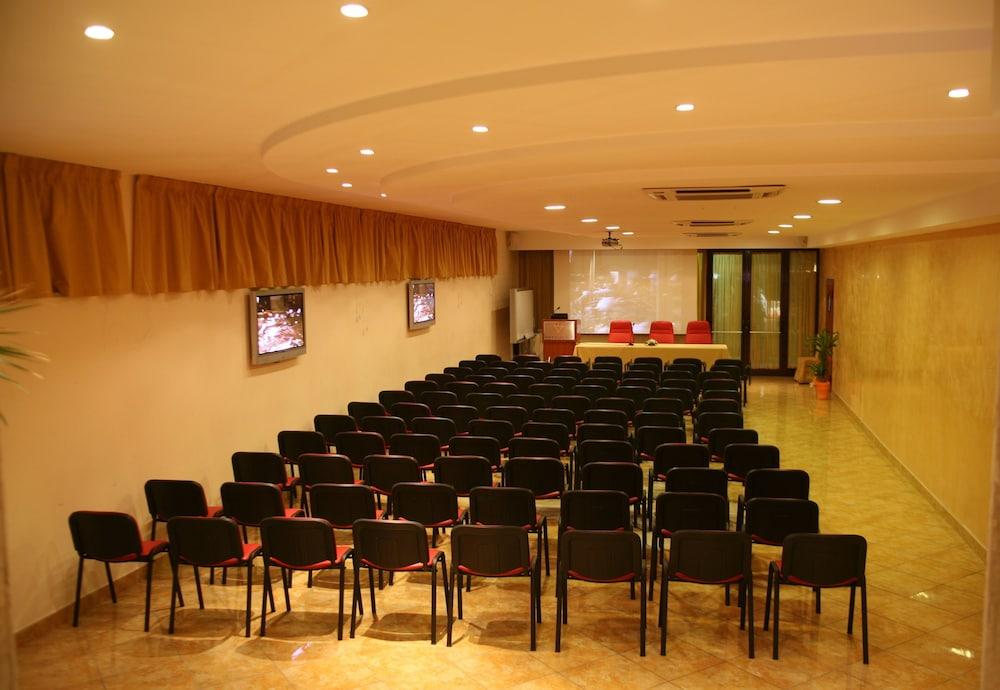 Ranch Palace Hotel Naples Luaran gambar