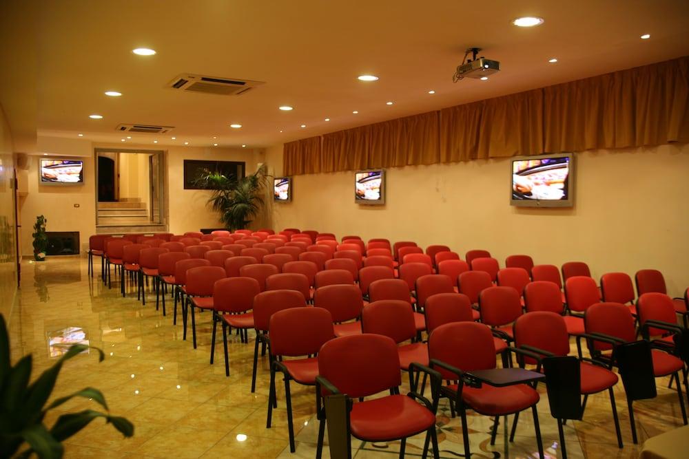 Ranch Palace Hotel Naples Luaran gambar