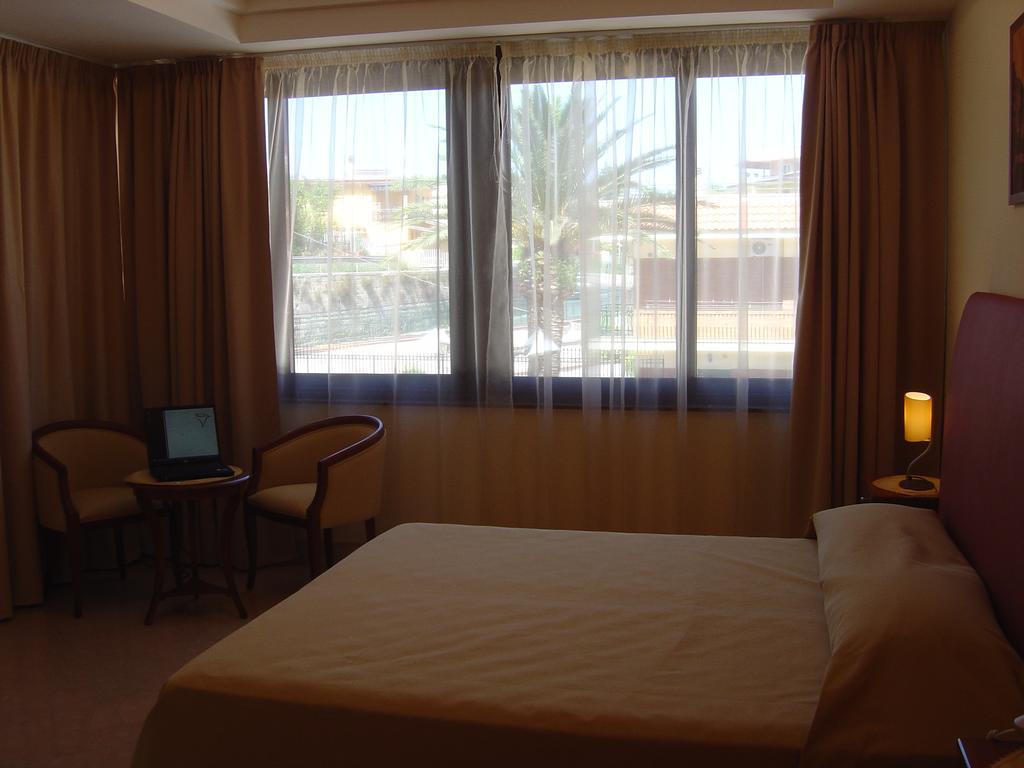 Ranch Palace Hotel Naples Luaran gambar